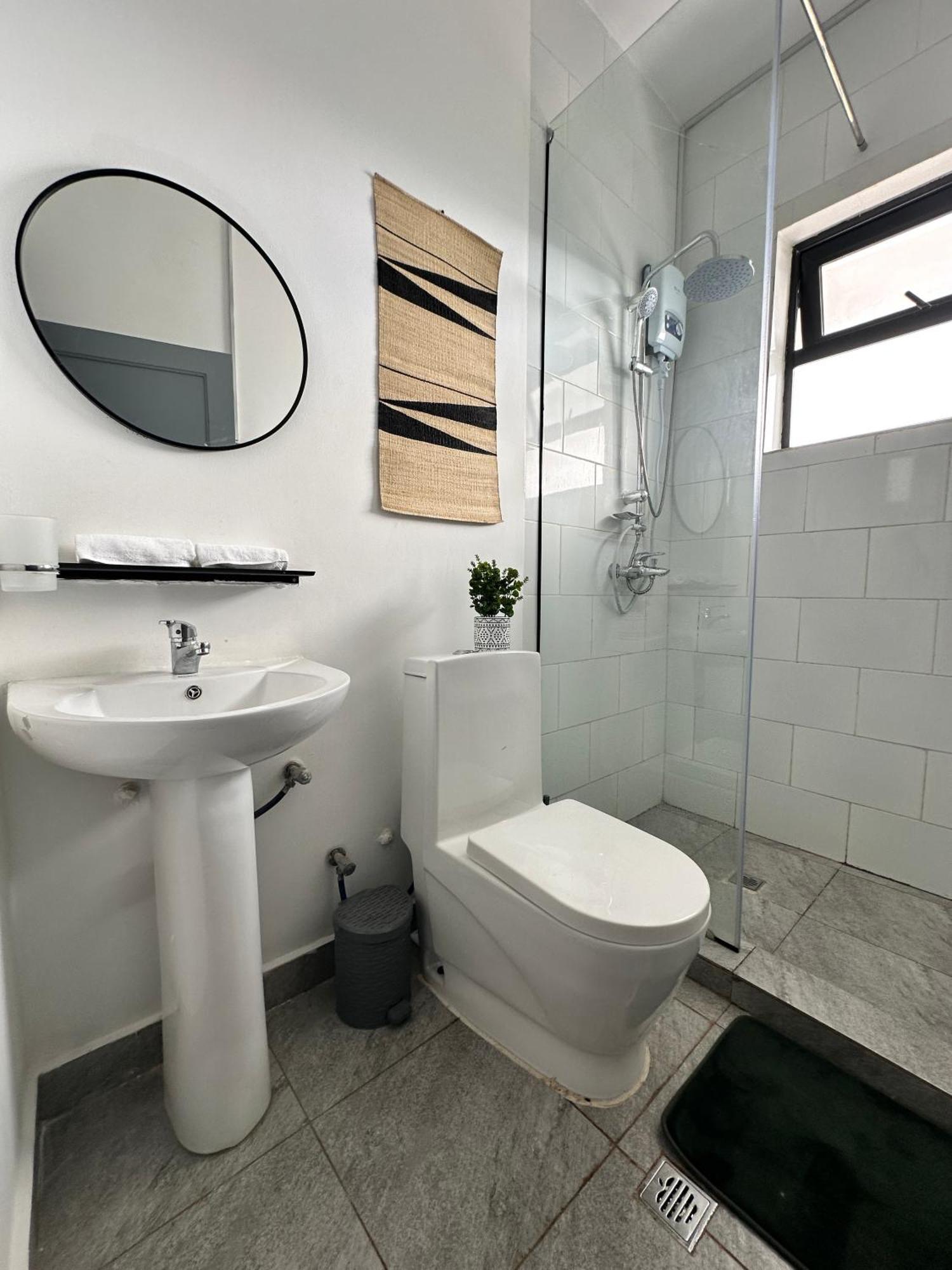 Coalescence Hotel Rwanda Kigali Ngoại thất bức ảnh